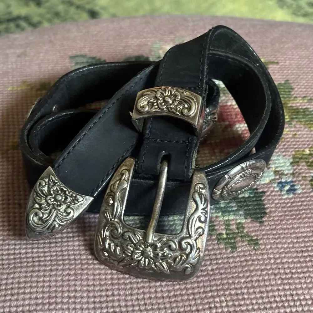 Vtg Concho Black Leather Belt Embossed Western Silver Buckle 32 Grunge Cowgirl